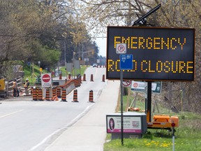 Windermere Road closed. (CRAIG GLOVER, The London Free Press)