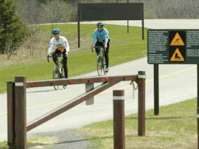 Gatineau Park's parkways will re-open Friday.  (Wayne Cuddington/Postmedia Network)