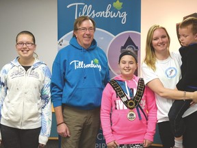 Tillsonburg Mayor Stephen Molnar with the Millers - Haylee, Lilee, Jennifer and Grayson. (CHRIS ABBOTT/TILLSONBURG NEWS)