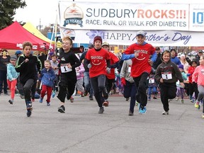 Participants take part in the SudburyROCKS!!! Race, Run or Walk for Diabetes in Sudbury, Ont. on Sunday May 8, 2016. Gino Donato/Sudbury Star/Postmedia Network