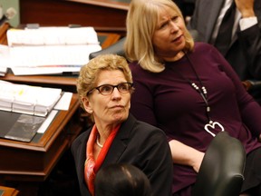 Ontario Premier Kathleen Wynne and Deputy Premier Deb Matthews. (Michael Peake/Toronto Sun)