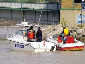 OPP will be out on the water promoting boating safety this long weekend. FILE PHOTO / POSTMEDIA