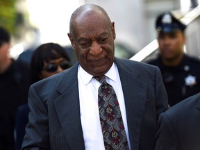 Actor and comedian Bill Cosby arrives at the Montgomery County Courthouse for a pre-trial hearing on sexual assault charges in Norristown, Pennsylvania May 24, 2016.  REUTERS/Mark Makela.