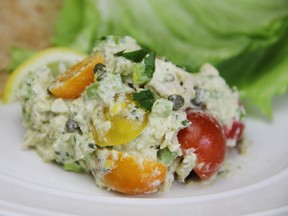 LEMON-PESTO CHICKEN SALAD