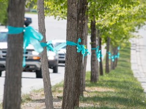 blue ribbons for injured girl