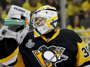 Matt Murray of the Pittsburgh Penguins hydrates during the second period against the San Jose Sharks in Game 1 of the Stanley Cup final at Consol Energy Center in Pittsburgh on May 30, 2016. (Bruce Bennett/Getty Images/AFP)