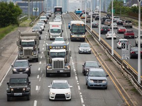 Traffic congestion on the Gardiner Expressway. (ERNEST DOROSZUK, Toronto Sun)