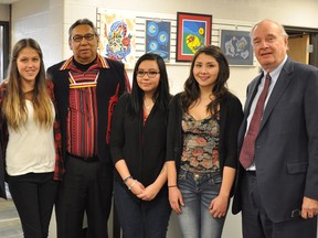 Paul Martin with aboriginal students and faculty at Saugeen high school in Port Elgin, Ont. ( Martin Aboriginal Education Initiative )
