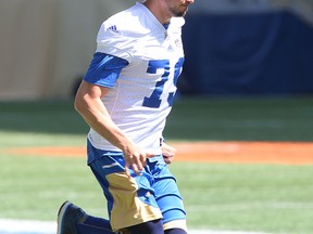 Winnipeg Blue Bombers punter Billy Pavopoulos runs during a walkthrough practice in Winnipeg, Man. Tuesday June 07, 2016.
Brian Donogh/Winnipeg Sun/Postmedia Network