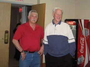 Wayne Howe and his Uncle Gordie Howe. (Handout photo)