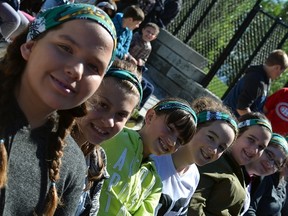 Supplied photo
Francophone students from Conseil scolaire catholique du Nouvel-Ontario and Conseil scolaire public du Grand Nord de l’Ontario gathered at the Grace Hartman Amphitheatre on June 9 to mark the launch of many activities that will be held to celebrate the feast of Saint-Jean-Baptiste.