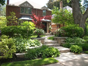 A Kingsway district home in Toronto on the Tillsonburg Horticultural Society's June 11th Garden Tour. (CONTRIBUTED PHOTO)