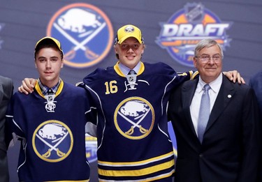 EIGHTH PICK: ALEXANDER NYLANDER, BUFFALO SABRES
Alexander Nylander celebrates with the Buffalo Sabres after being selected eighth overall during round one of the 2016 NHL Draft on June 24, 2016 in Buffalo, New York. 
(Bruce Bennett/Getty Images/AFP)