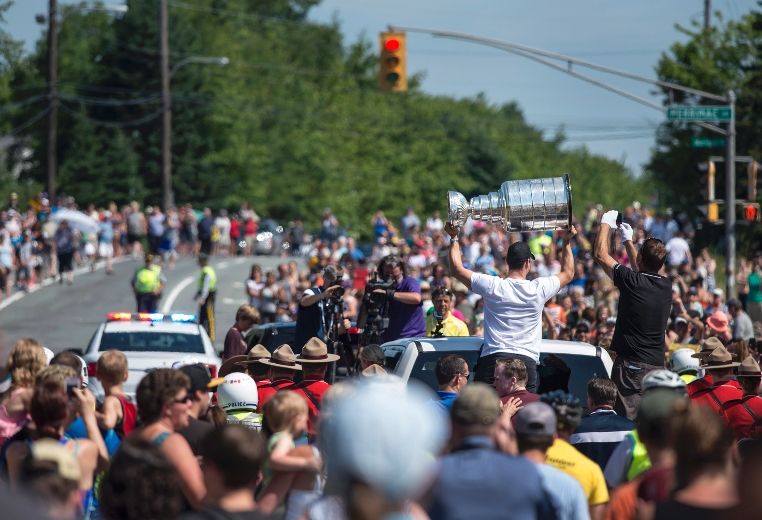 Crosby And Stanley Cup Honoured Saturday At Parade In NHL Great's ...