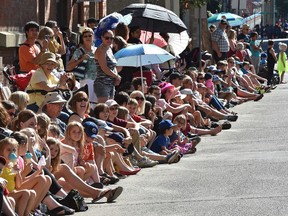 Crowds during the K-Days Parade with more than100 entries participating in downtown Edmonton Friday, July 22, 2016. Ed Kaiser/Postmedia
