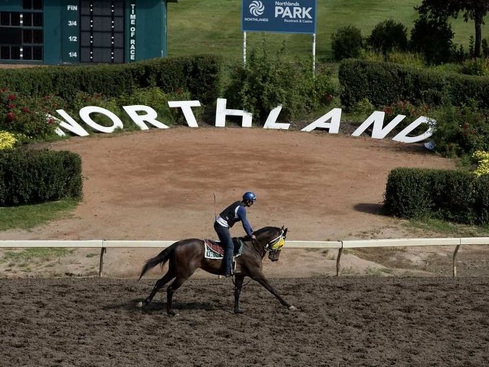 Northlands, Horse Racing Alberta extend licence for horse racing in