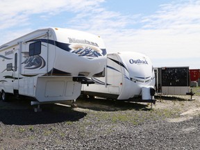 Harris Movers (Allied) has expanded its parking lot to allow for come-and-go parking spaces for any recreational vehicle: Motorhomes, trailers, boats and cars. A secure and monitored place, where you can store your treasures.