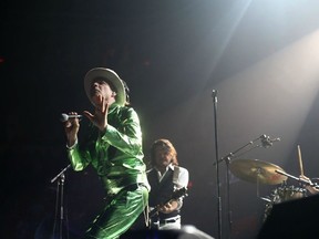 Gord Downie of the Tragically Hip on stage in Winnipeg.    Friday, August 05, 2016.  Sun/Postmedia Network