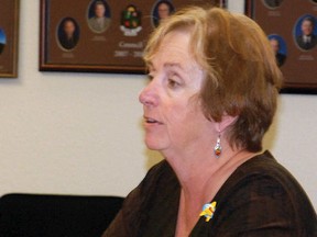 Marilyn MacArthur, who was recently informed that her contract with the Vulcan Business Development Society has been terminated, addressed Vulcan’s Town council at a September 2014 meeting. Vulcan Advocate file photo