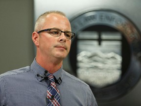 Det. Ian McFatridge speaks about a case of online sex extortion at the Alberta Law Enforcement Response Teams (ALERT) office in Edmonton, Alberta on Thursday, August 11, 2016. A 16-year-old Edmonton male was arrested and changed with extortion, possession of child pornography and luring. Ian Kucerak / Postmedia
