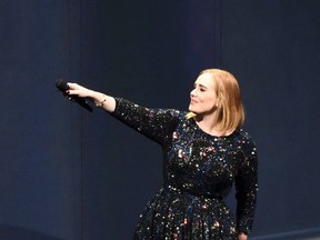 Singer/songwriter Adele performs at Talking Stick Resort Arena on August 16, 2016 in Phoenix, Arizona.  (Photo by Ethan Miller/Getty Images for BT PR)