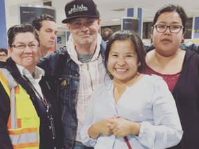 Tragically Hip frontman Gord Downie poses with fans in Northern Ontario. (Catherine Cheechoo/Instagram)