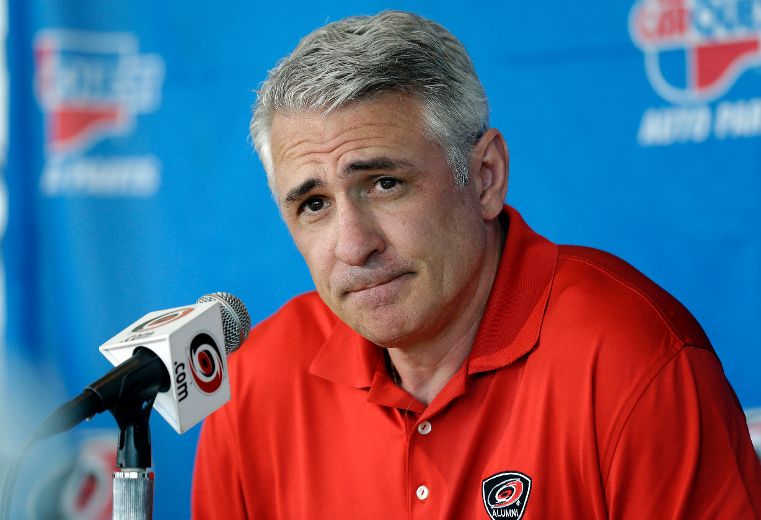 Hurricanes general manager Ron Francis signs extension | Toronto Sun