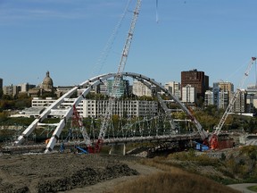 The Walterdale Bridge over the North Saskatchewan River in downtown Edmonton on September 22, 2016. Construction of the bridge has been delayed yet again for up to another year. LARRY WONG/Postmedia