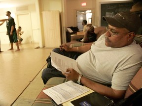 This May 3, 2008 file photo shows actor Bill Nunn, right, at a Point Park University rehearsal for his experimental project, dramatizing an African folktale, in Pittsburgh. (AP Photo/Keith Srakocic, file)
