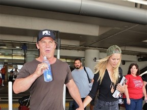 Josh Brolin and Kathryn Boyd. (WENN.COM)