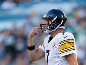 Quarterback Ben Roethlisberger of the Pittsburgh Steelers reacts against the Philadelphia Eagles in the first half at Lincoln Financial Field on Sept. 25, 2016. (Rich Schultz/Getty Images)