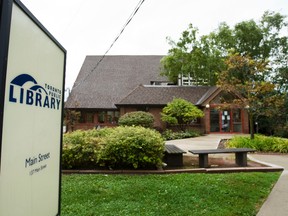 Toronto Public Library branch at 137 Main St. (Ernest Doroszuk/Toronto Sun files)