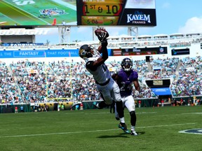 Allen Robinson and the 1-3 Jaguars visit Chicago to take on the 1-4 Bears on Sunday. The Bears have been playing better under new quarterback Brian Hoyer. That is one of the reasons Randall the Handle is taking Chicago to cover. (Getty)