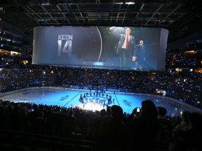 Fans acknowledge Leafs legend Dave Keon during a pregame ceremony before the Leafs played their home opener last night. Keon’s No. 14, along with many other numbers, were retired. (VERONICA HENRI/Toronto Sun)