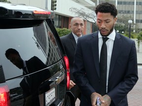 New York Knicks' Derrick Rose arrives at Federal Court in Los Angeles on Wednesday, Oct. 12, 2016. (AP Photo/Nick Ut)