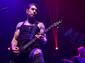 Musician Dave Navarro performs onstage during Spike's Ink Master100th episode party at NeueHouse Hollywood on September 28, 2016 in Los Angeles, California. (Photo by Mike Windle/Getty Images for Spike)
