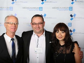 Oncologist Dr. Karl Aigner, left, Michael Shribman and his sister, Svetlana Shraibman, a cancer survivor.