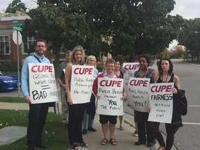 Some public health workers took part in a lunchtime picket last week. CUPE Local 1146, which represents public health inspectors, promoters, dietitians, epidemiologists, among others, is in a legal strike position as of Friday, Oct. 28, 2016. But first, a provincially appointed mediator is sitting down with the union and Oxford County on Tuesday to try and come to a resolution. (Submitted)