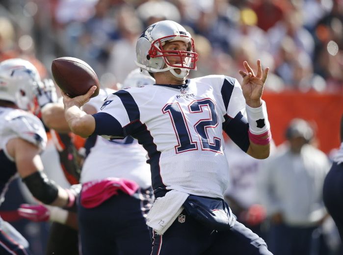 Brady Leads Pats To 37-22 Win Over Bills