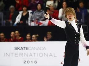 Kevin Reynolds performs in the men’s free program at Skate Canada International on Saturday. (THE CANADIAN PRESS)