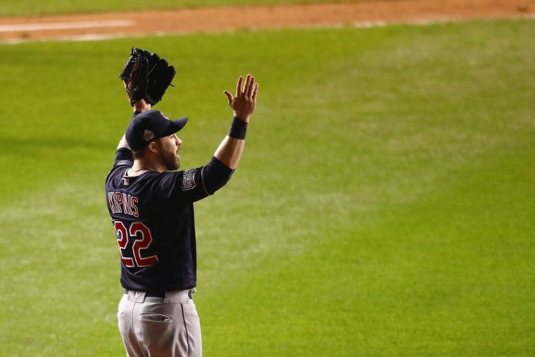 Indians beat Cubs 7-2, now lead World Series 3-1