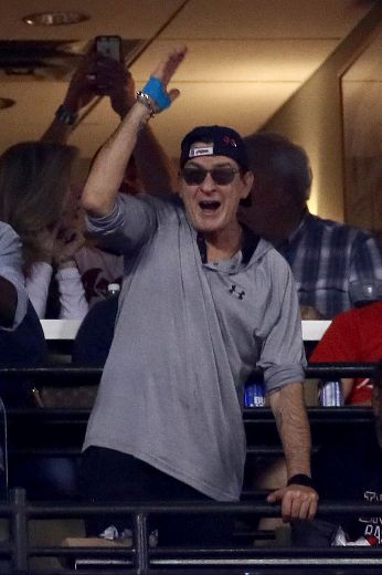 Charlie Sheen showing up as Wild Thing for Game 7