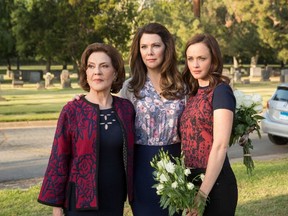 Kelly Bishop, Lauren Graham and Alexis Bledel in "Gilmore Girls: A Year in the Life."