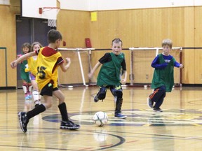 Indoor soccer is a new program offered by the Drayton Valley and District Soccer Association. The program will run until March 22, 2017 and is being held at the Aurora Elementary School gymnasium on Tuesdays and Wednesdays.