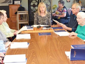 Heather and Don Campbell (back of table) led some residents of the Mitchell Nursing home in the singing of Amazing Grace Nov. 17 during their Good Life Bible Study, which they have been leading as volunteers during the third week of every month since 2013. GALEN SIMMONS MITCHELL ADVOCATE