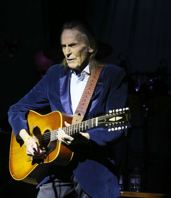 Gordon Lightfoot charms fans in Massey Hall concerts kickoff Toronto Sun