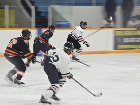 The Pincher Creek Huskies defeated the Medicine Hat Hounds on Saturday night in a tight game. | Caitlin Clow photo/Pincher Creek Echo