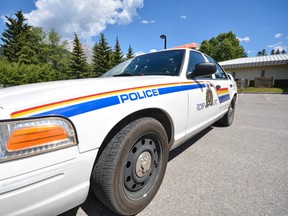 Frequent night shifts and a lack of housing options are putting a strain on the Banff RCMP detachment’s ability to hire and retain members. (Daniel Katz/ Crag & Canyon/ Postmedia)