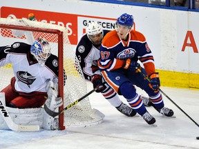 Connor McDavid circles the Blue jackets net the last time Columbus was in Edmonton, this past February at Rexall Place. (Dan Reidlhuber)