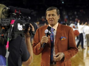 Craig Sager, the longtime NBA sideline reporter famous for his flashy suits and probing questions, has died after a batter with cancer, Turner Sports announced Thursday, Dec. 15, 2016. (David J. Phillip/AP Photo/Files)